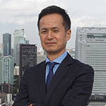 手塚 厚 様（写真）